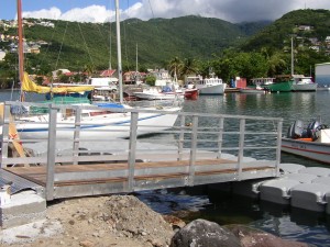 Port and marina floating docks