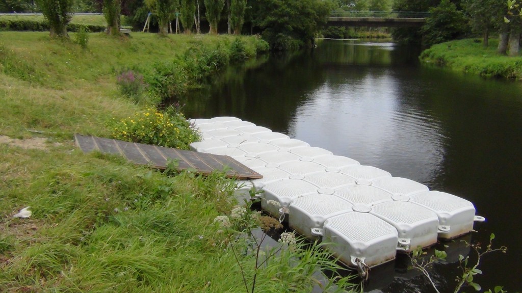 Floating docks
